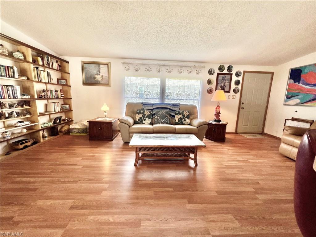 573 Cape Florida LN photo 10