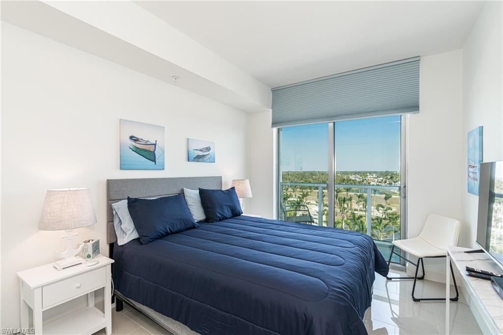 3000 Oasis Grand BLVD 801 photo 19
