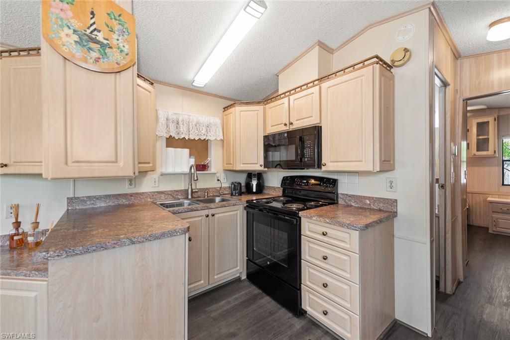 8571 Firwood DR photo 10