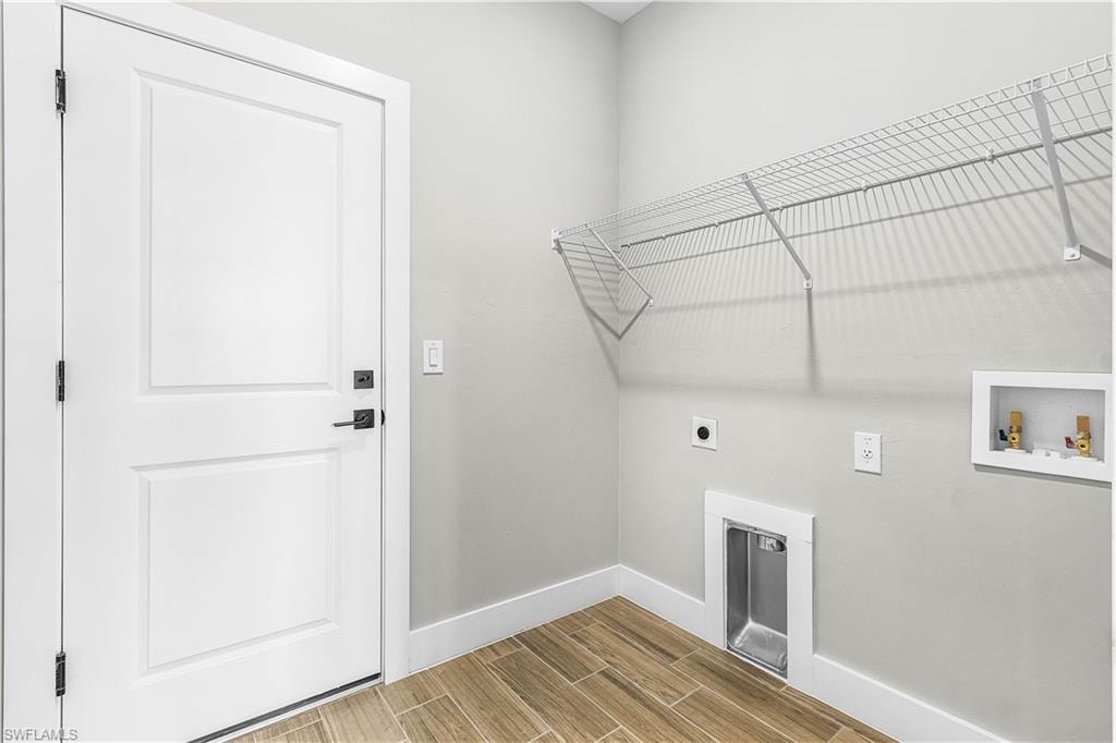 825 SW 9th CT photo 14