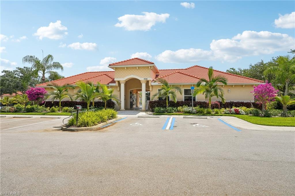 ClubHouse With Updated Gym, Heated/Chilled Pool, Tennis/Pickleball Court
