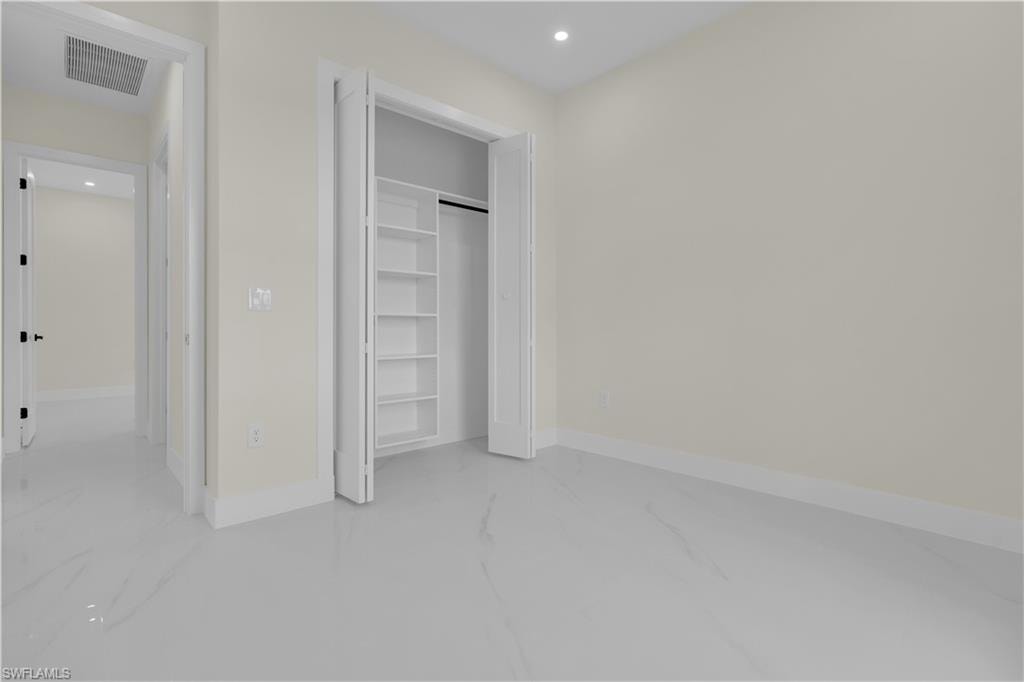 537 Paloma AVE photo 24