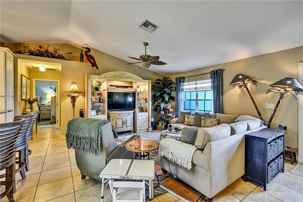 2442 SW Embers TER photo 11