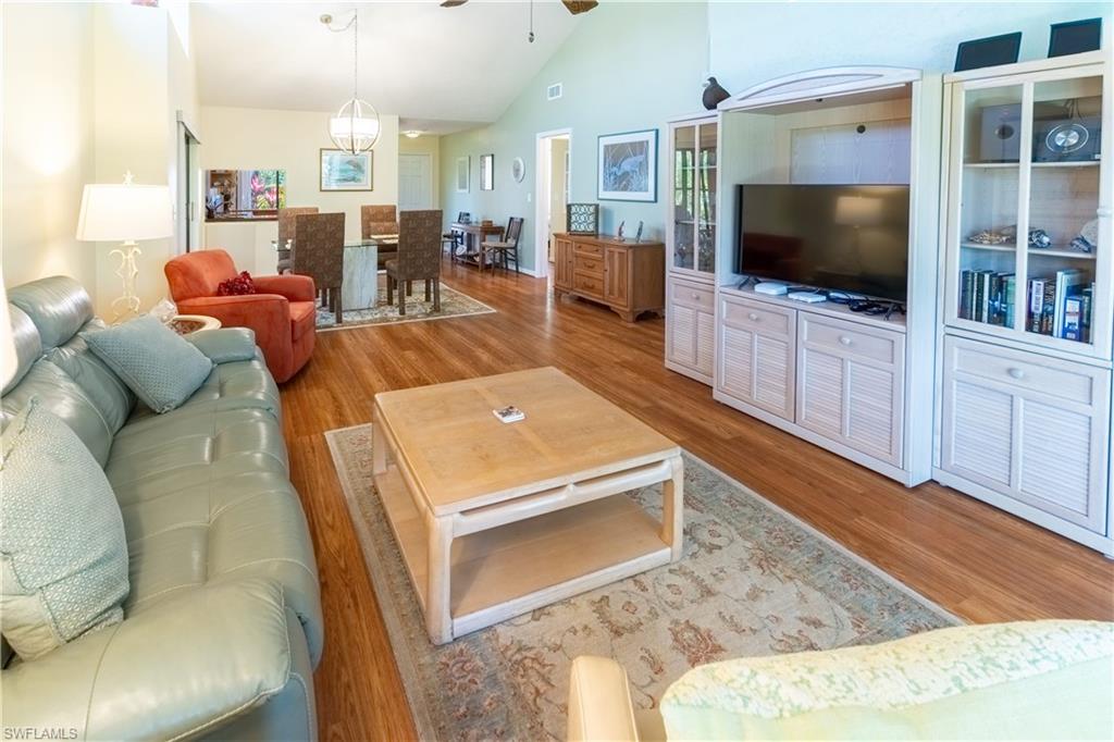 522 Beachwalk CIR photo 10