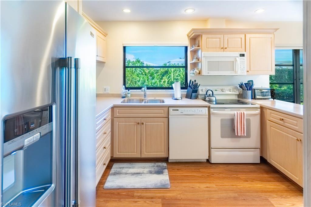 522 Beachwalk CIR photo 15