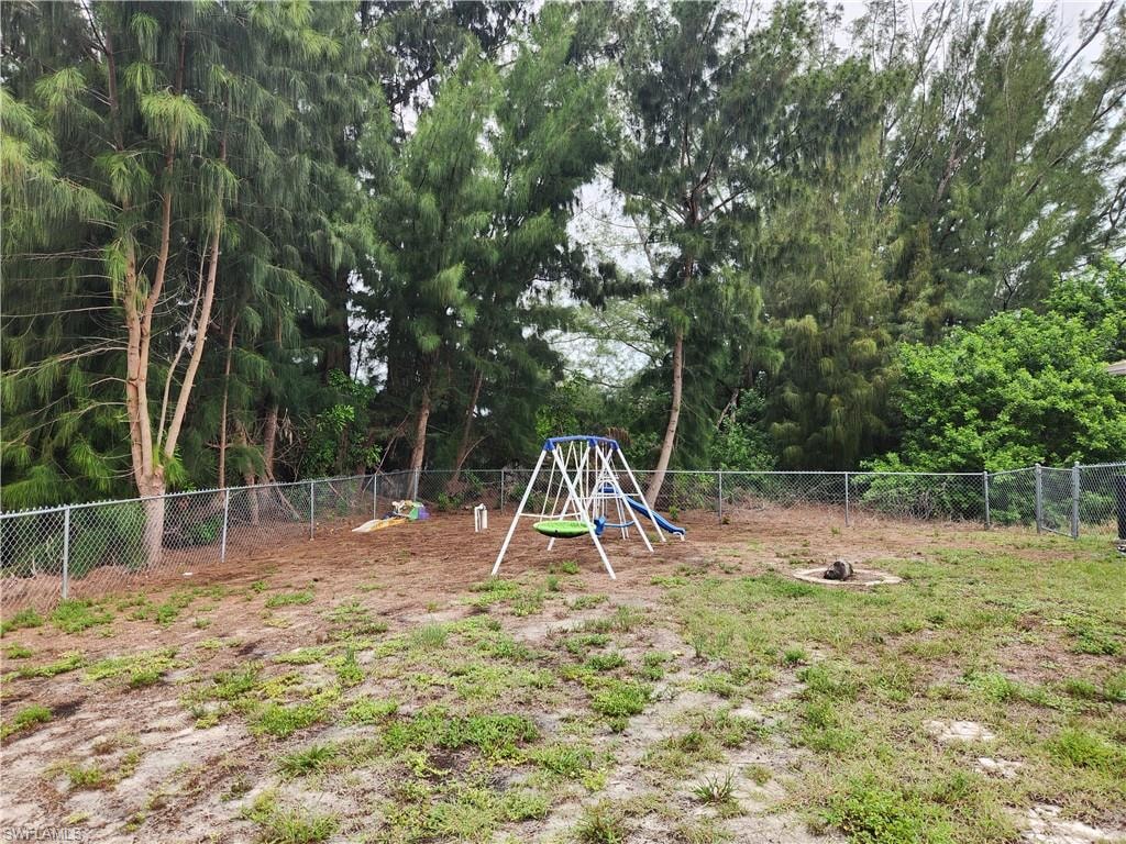 2508 NW 12th ST photo 20