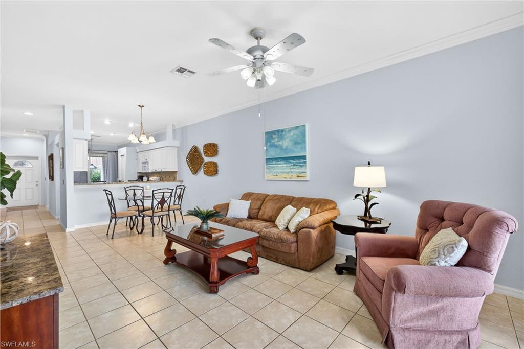 1657 Morning Sun LN photo 12