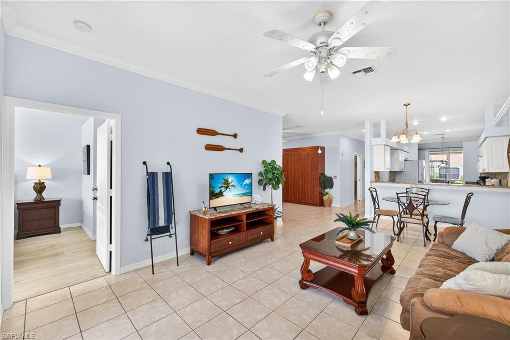 1657 Morning Sun LN photo 10