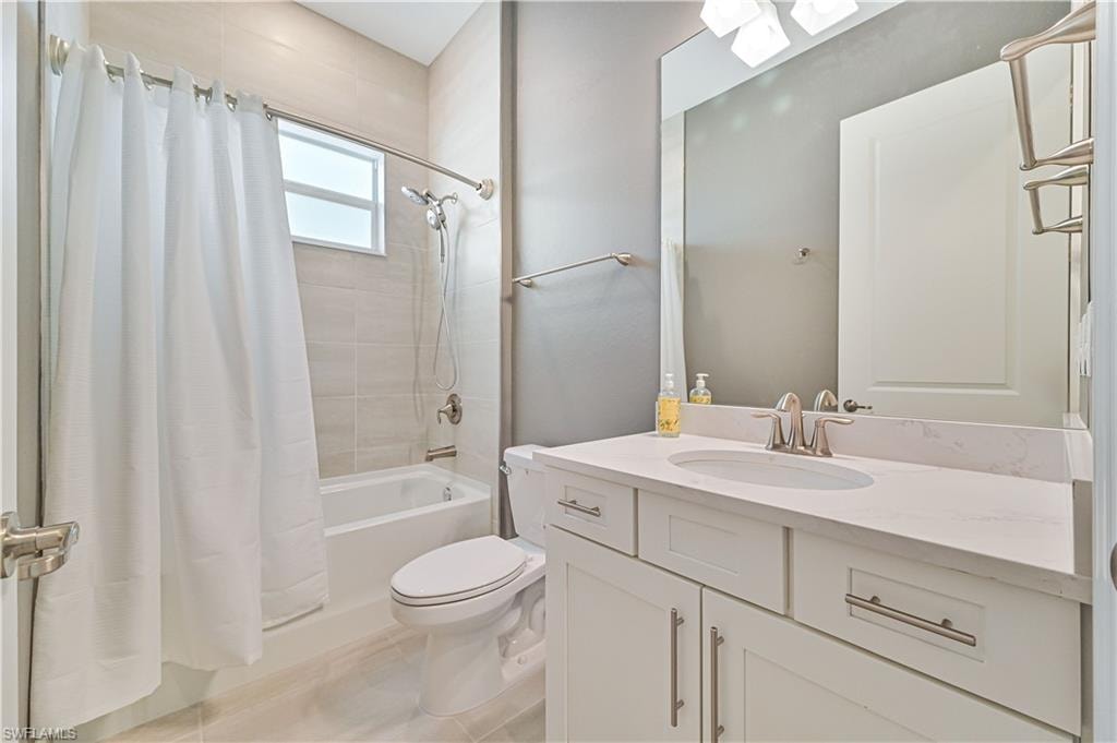 13699 Blue Bay CIR photo 16