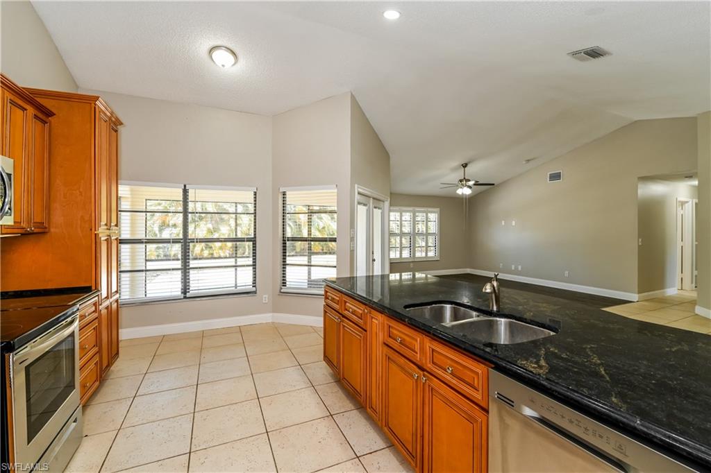 225 SW 37th ST