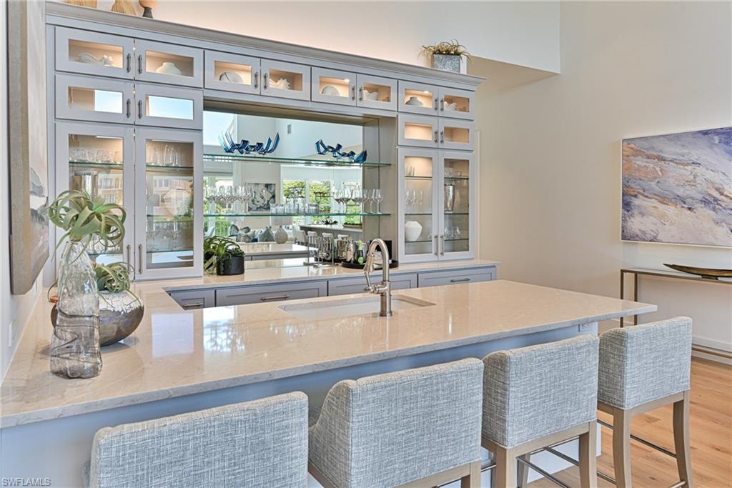 219 Bayfront DR