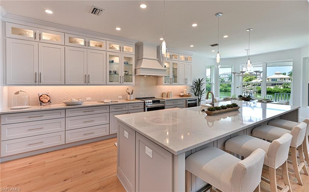 219 Bayfront DR