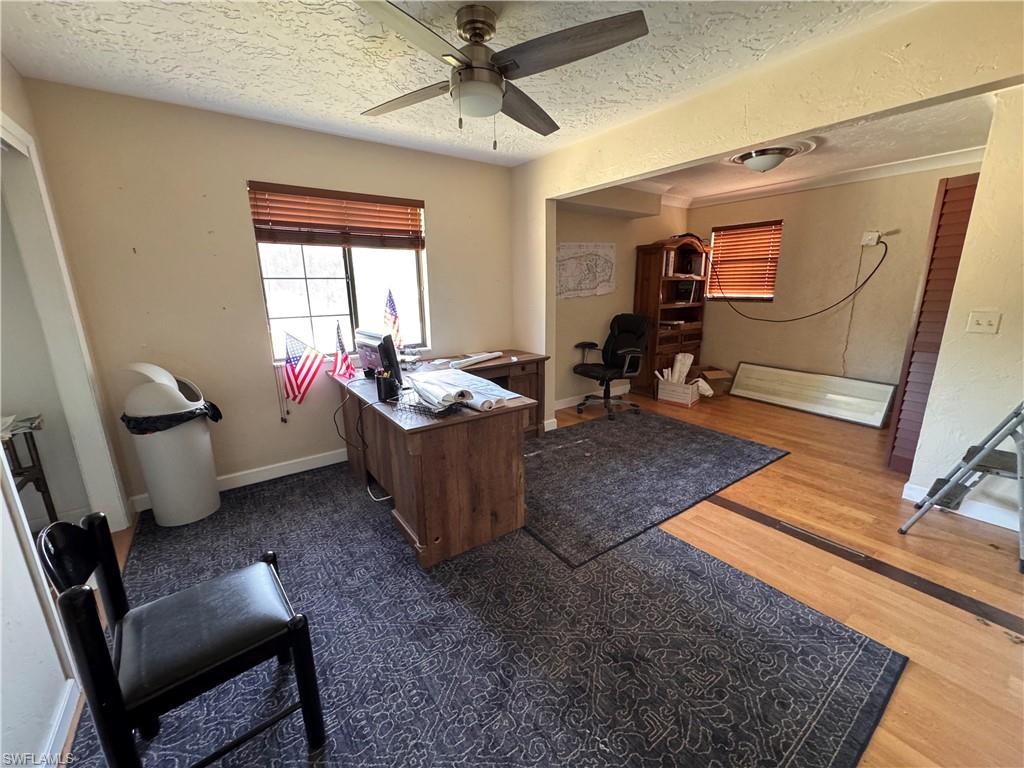 1825 Washburn AVE photo 19
