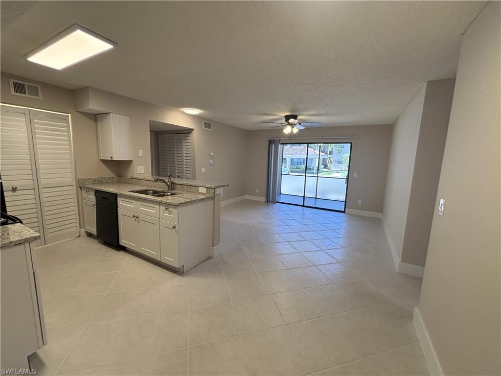 2094 Arbour Walk CIR 3015
