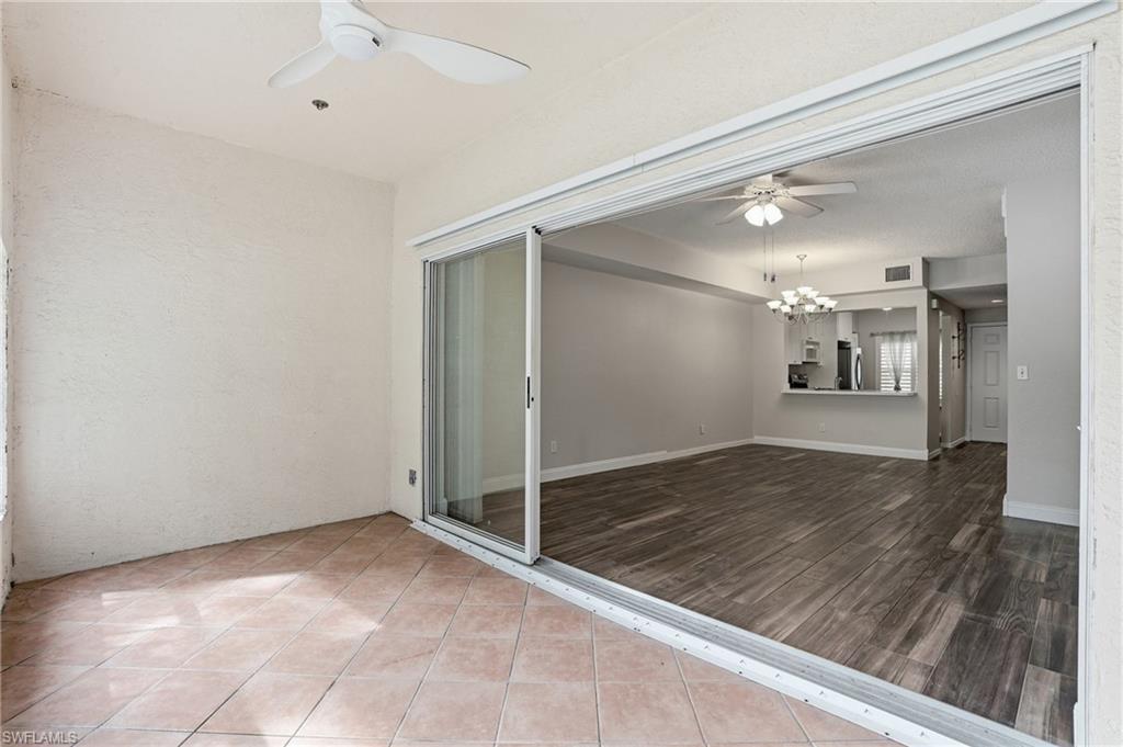 1018 Woodshire LN A208 photo 11