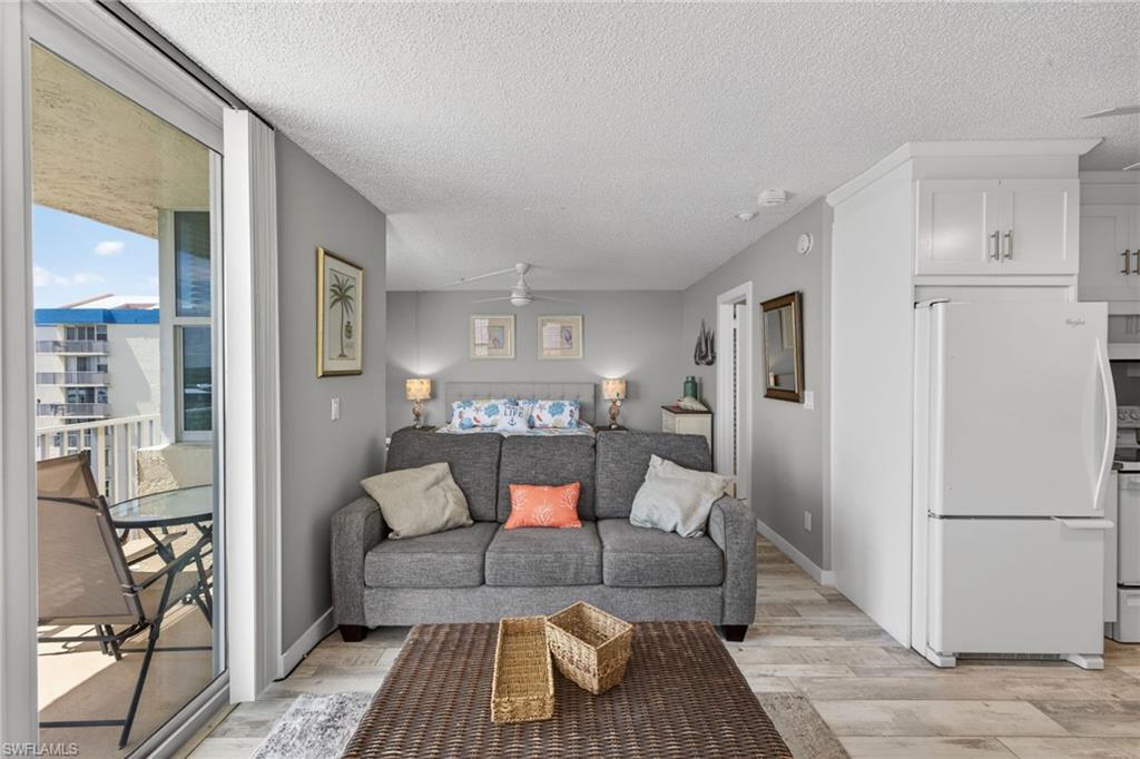 7330 Estero BLVD 1108 photo 7