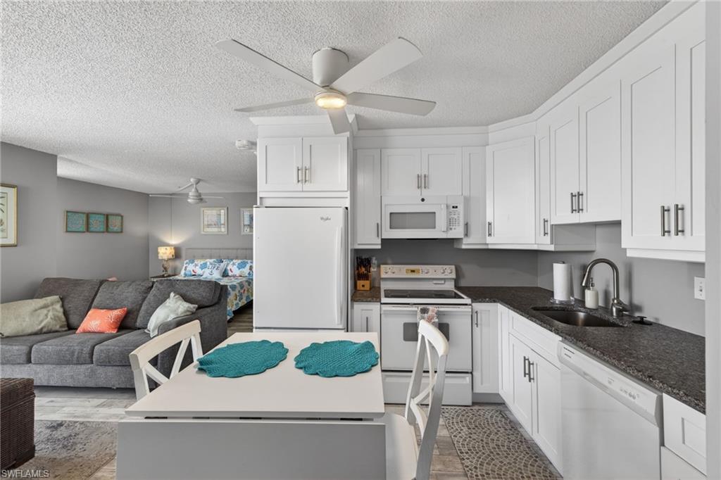 7330 Estero BLVD 1108 photo 11