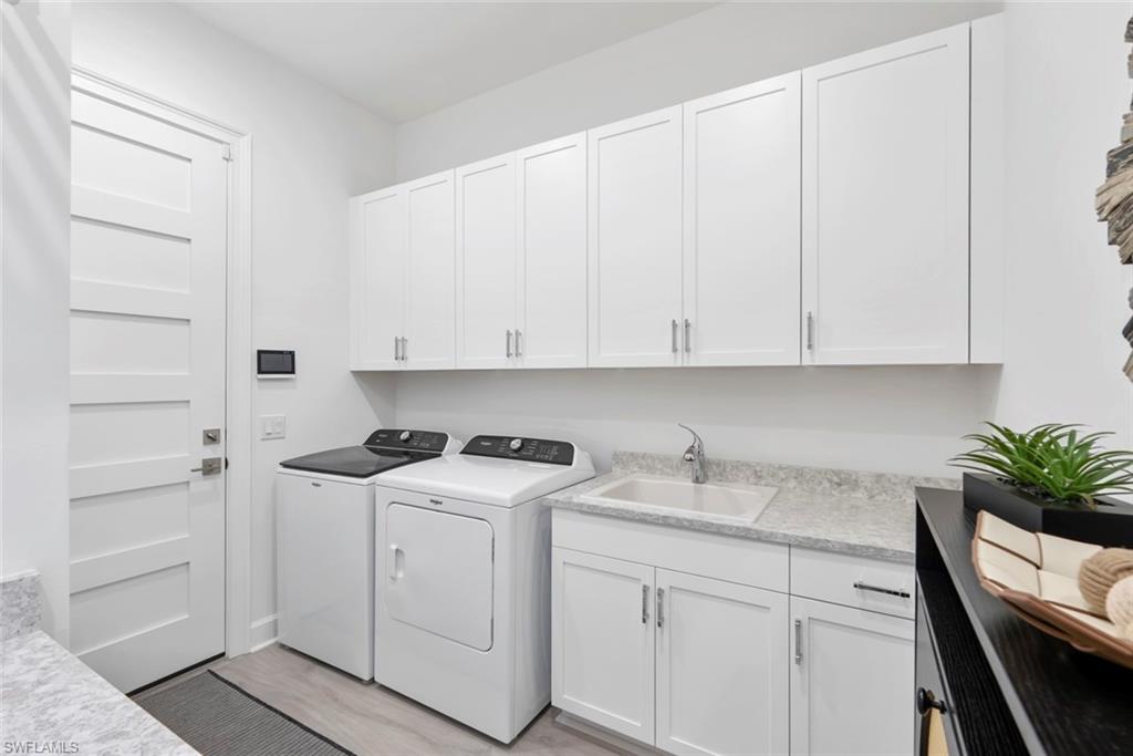 8849 Yucatan CT photo 16