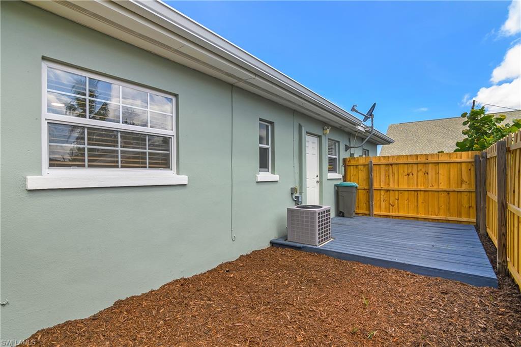 1015 10th AVE N 1011 photo 6
