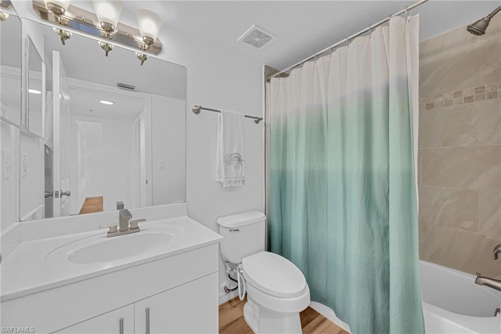 3250 Cypress Glen WAY 423 photo 10
