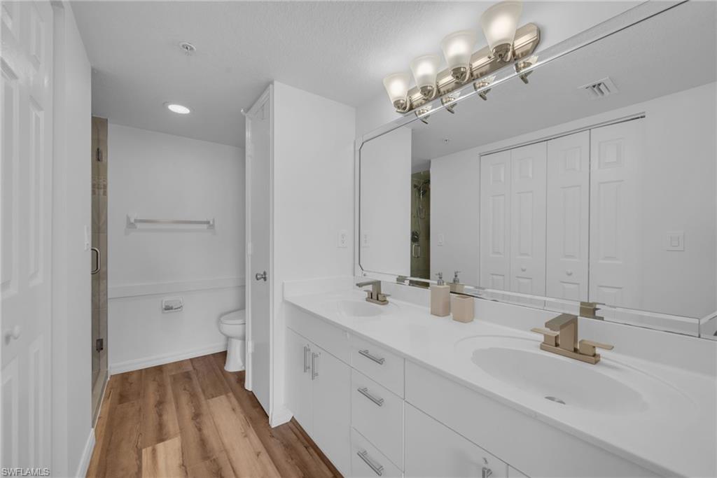 3250 Cypress Glen WAY 423 photo 8