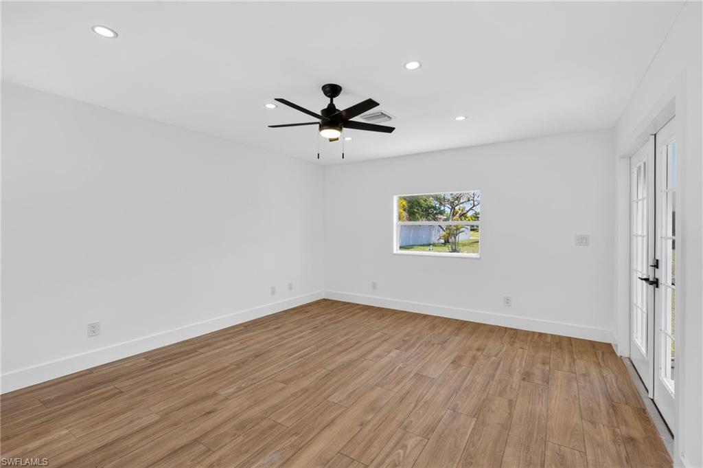 226 SE 6th TER photo 19