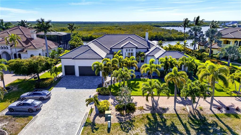 872 W Cape Estates CIR