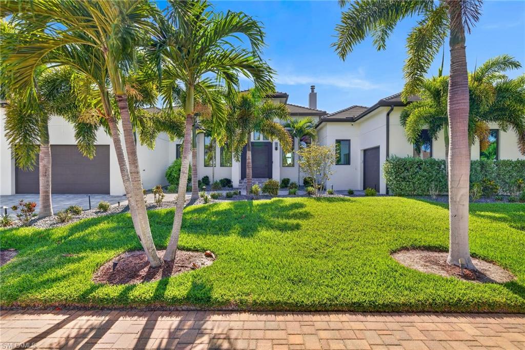 872 W Cape Estates CIR