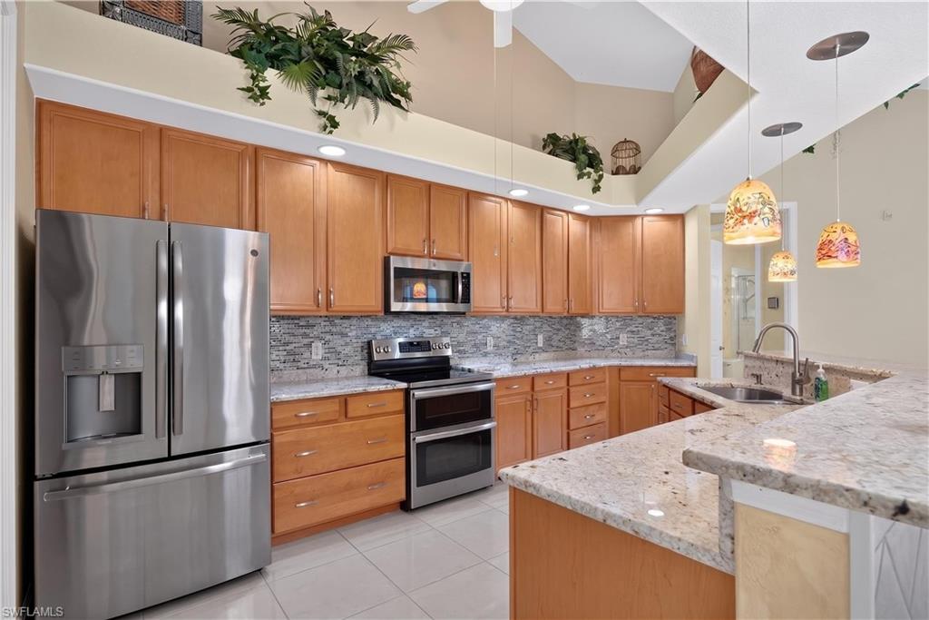8356 Southwind Bay CIR photo 15