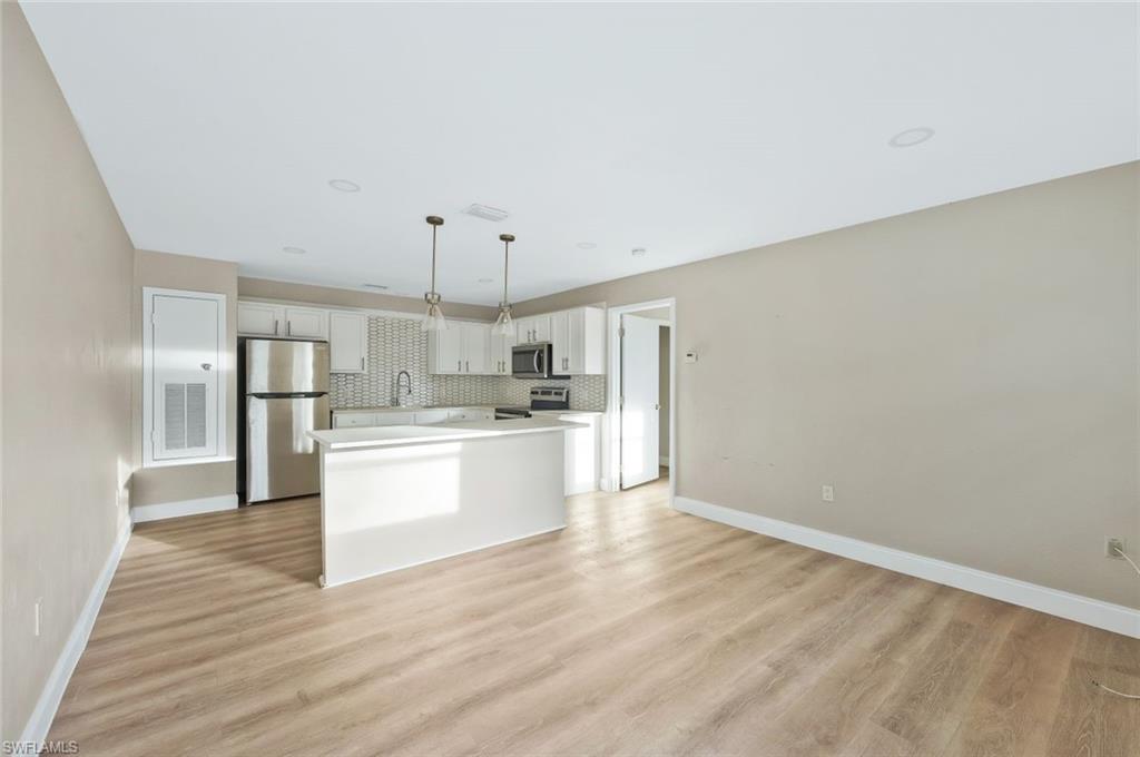 4387 Sibley Bay ST photo 10
