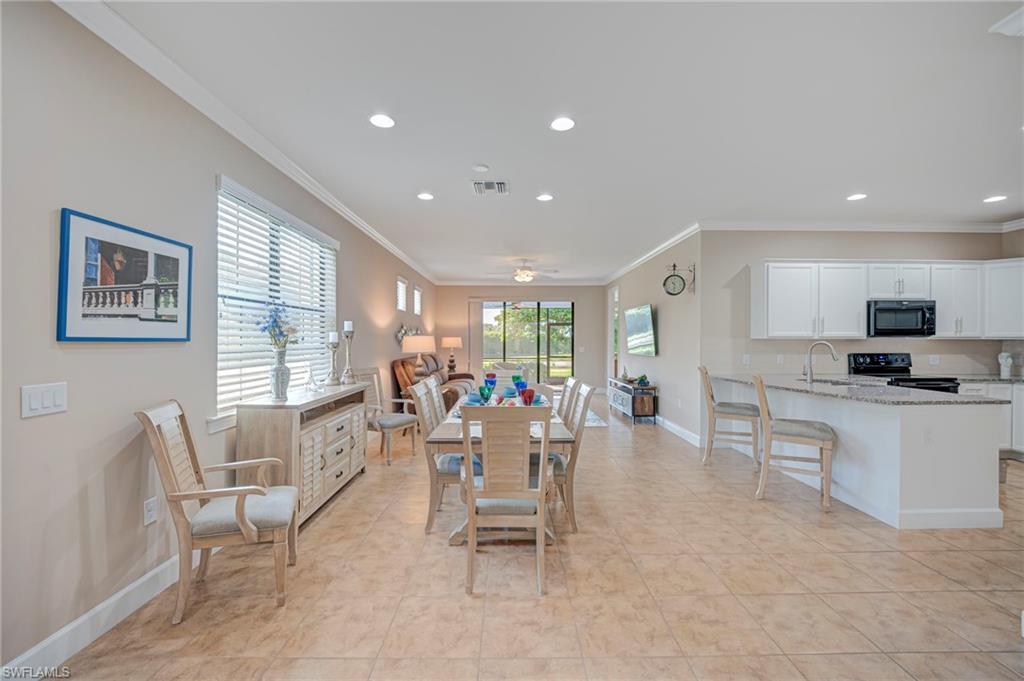 8022 Helena CT