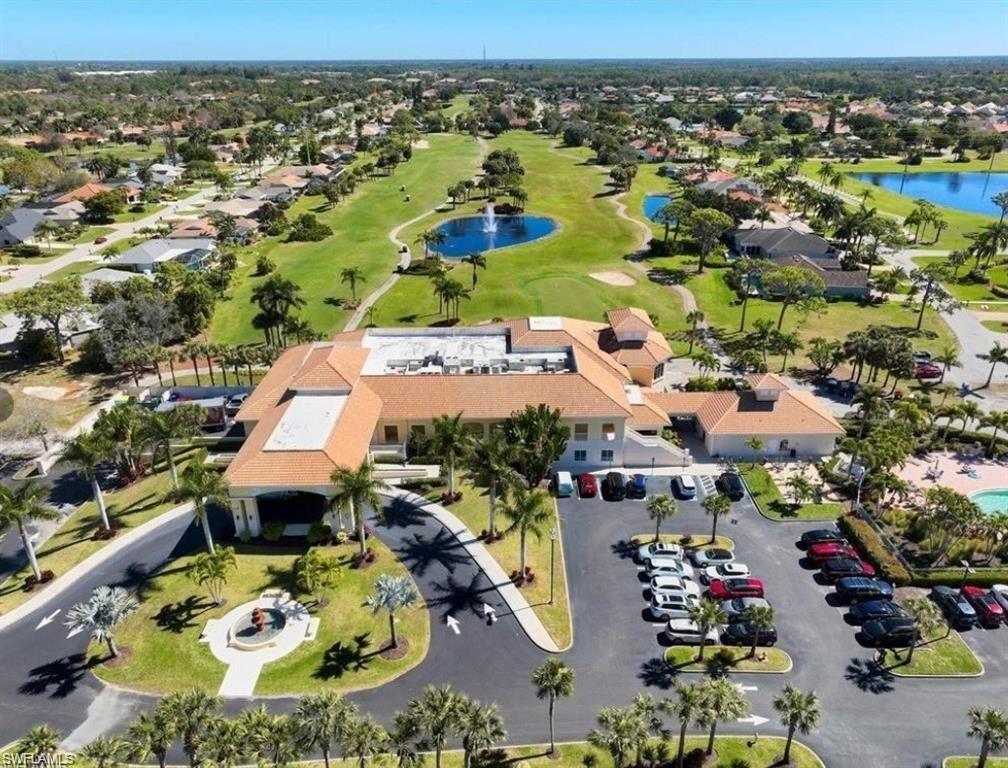 There is also a fitness center, club room, and restaurant. There are plenty of social opportunities as a country club member.