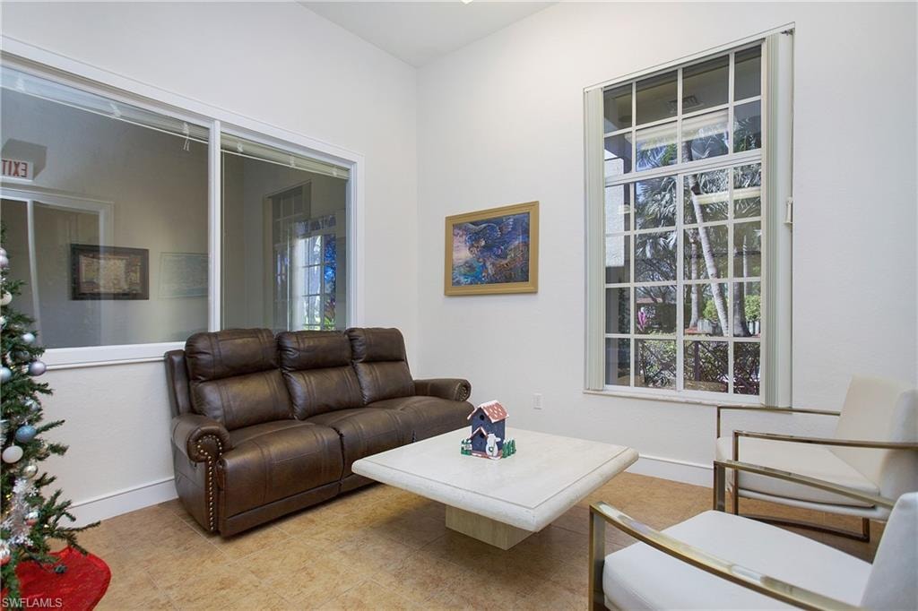 8271 Key Royal CIR 924 photo 34