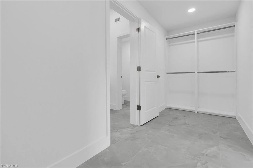 1006 Macy ST E photo 22