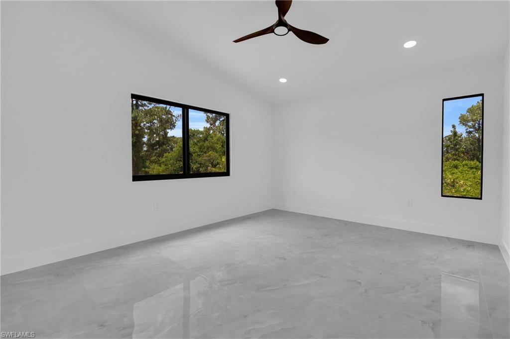 1006 Macy ST E photo 30