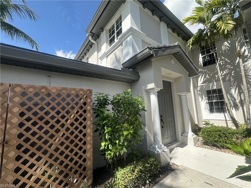 2004 Tarpon Bay DR N 201