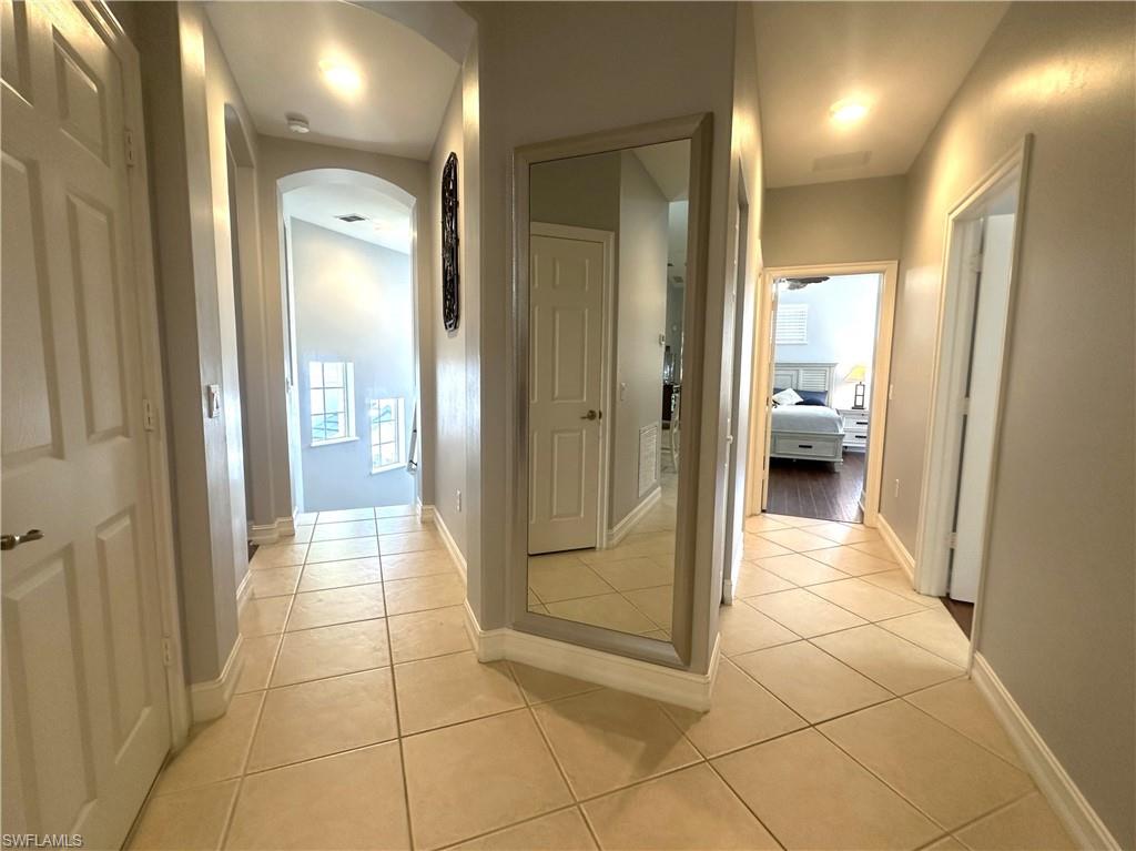 2004 Tarpon Bay DR N 201 photo 24