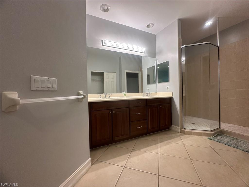 2004 Tarpon Bay DR N 201 photo 18