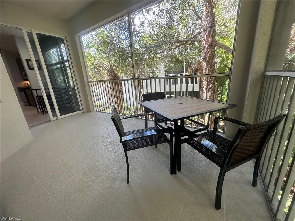 2004 Tarpon Bay DR N 201 photo 35