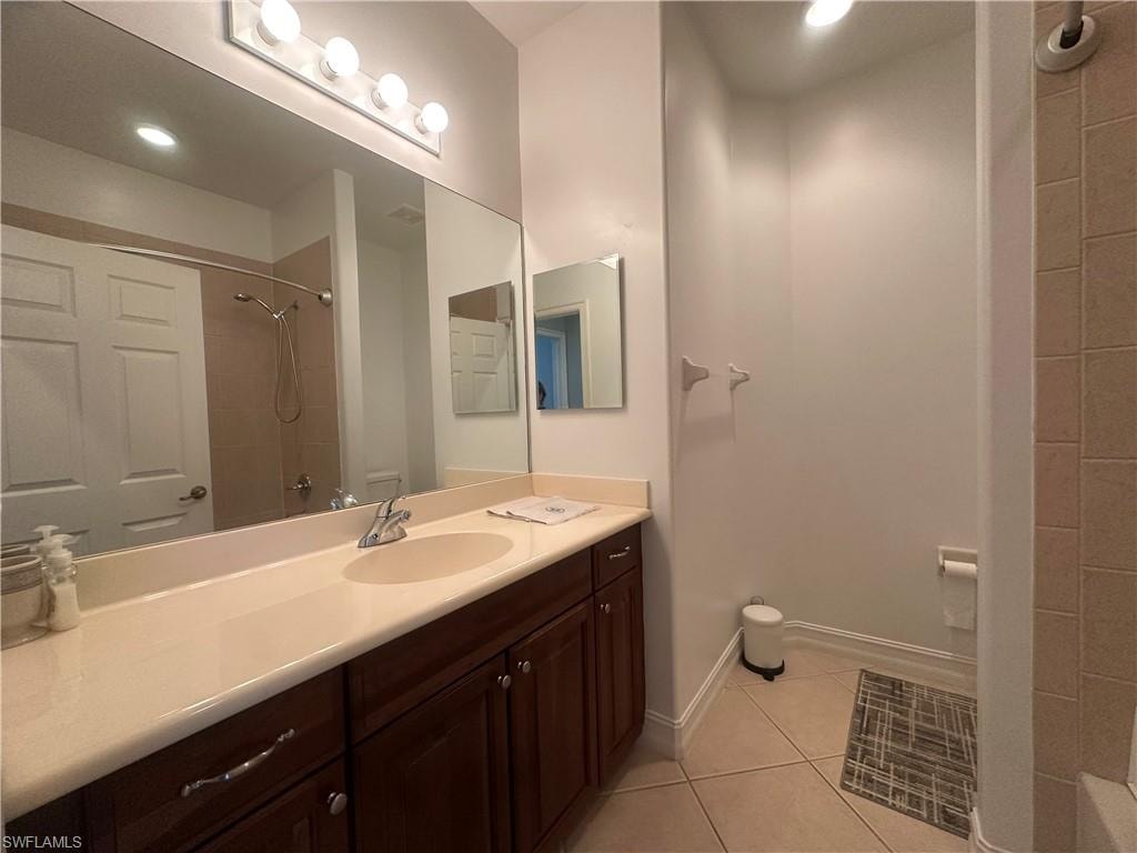 2004 Tarpon Bay DR N 201 photo 29