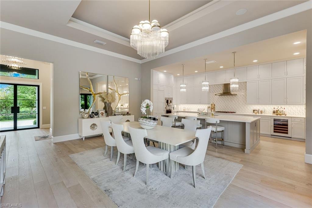 760 Park Shore DR photo 12