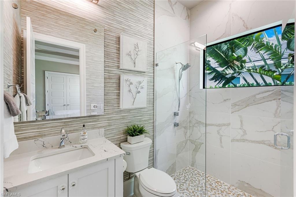 760 Park Shore DR photo 22