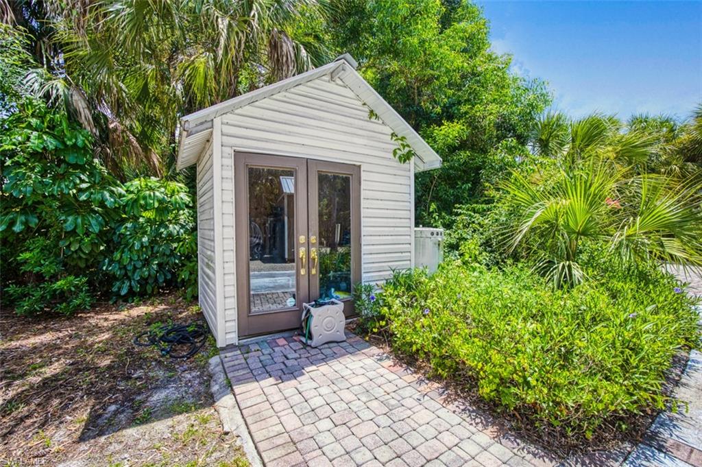 well house with storage
