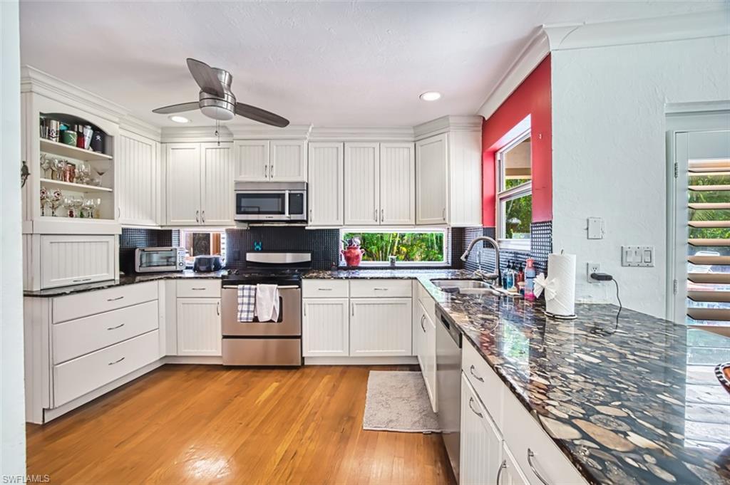 big kitchen