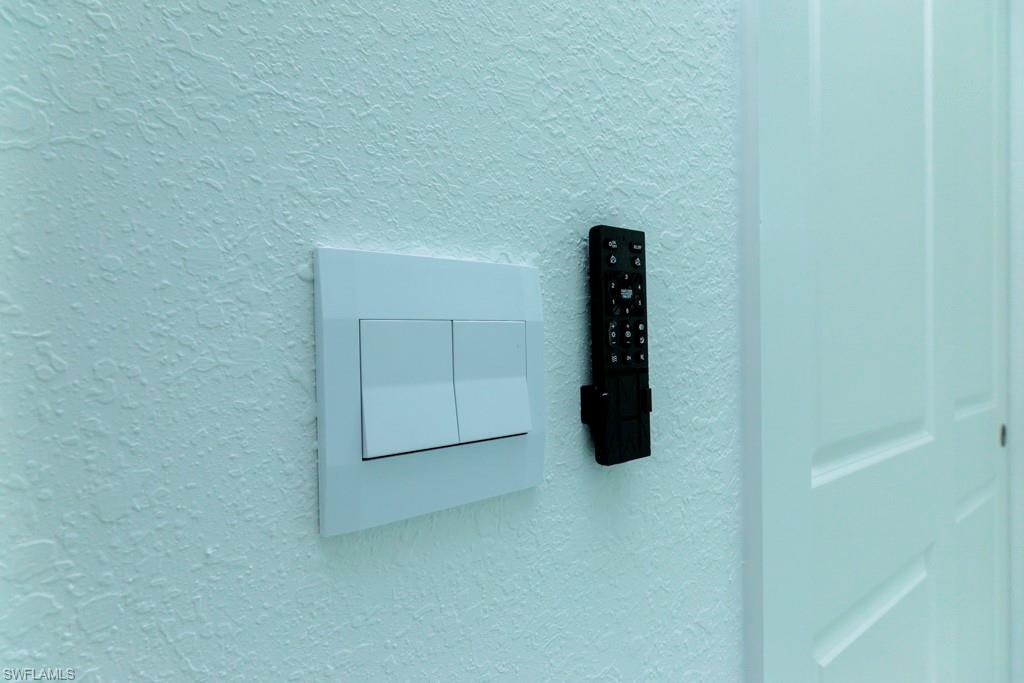 Textured wall finish
