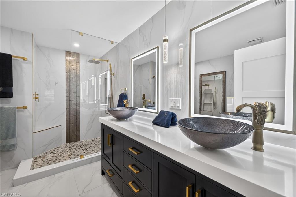 1033 Egrets Walk CIR 103