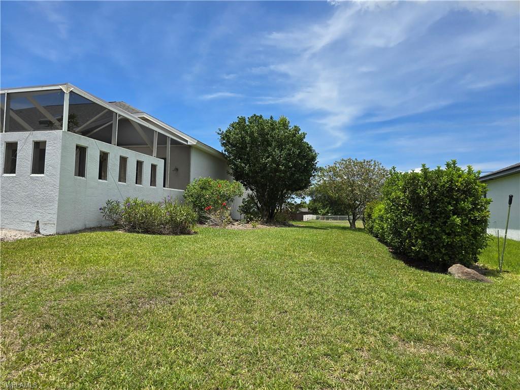 Triple Lot site provides larger yard