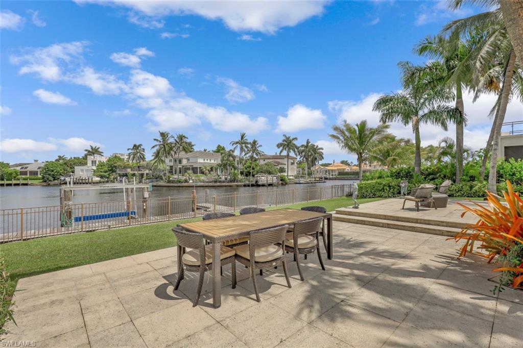 655 Galleon DR photo 28
