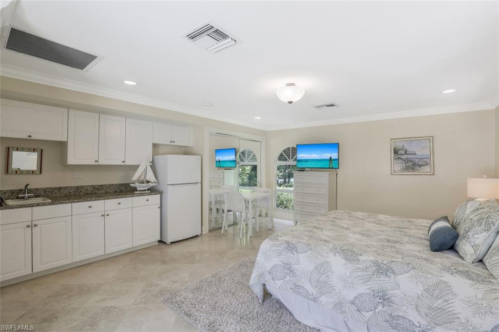 655 Galleon DR photo 21