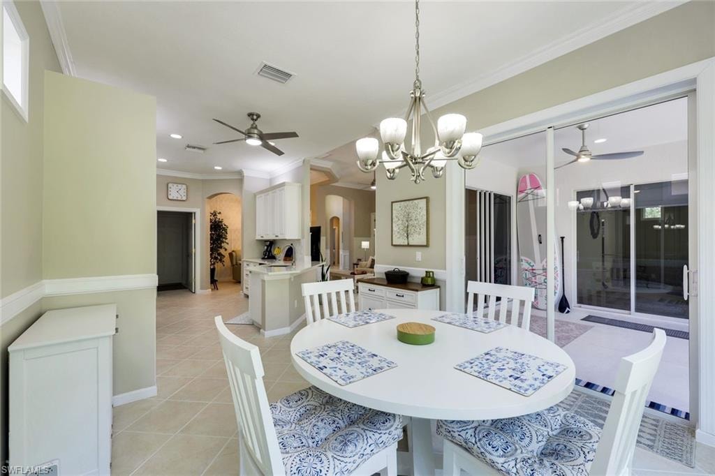 16221 Parque LN photo 6